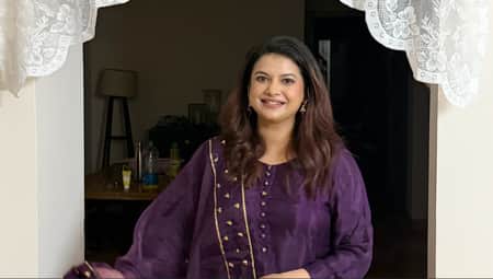 অভিনেত্রী শবনম ফারিয়া