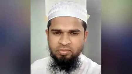 মাদ্রাসা শিক্ষক