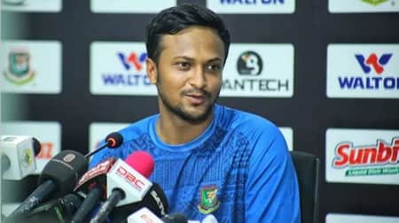 সাকিব