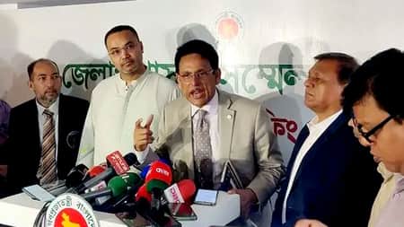 শিক্ষামন্ত্রী