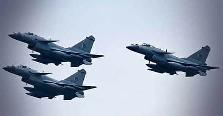 চীনের J-10CE যুদ্ধবিমান কেনার পরিকল্পনায় বাংলাদেশ, বাড়ছে আঞ্চলিক কৌশলগত আলোচনা যুদ্ধবিমান