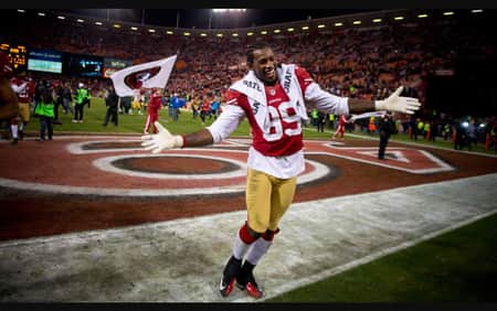 Former NFL Star Aldon Smith Dies