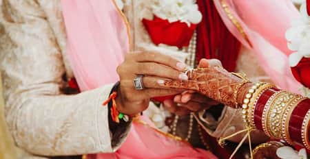 বিয়ে না করলেই বাড়ে ক্যানসারের ঝুঁকি Biya
