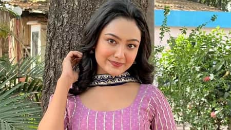 বাসা থেকে অভিনেত্রী সঞ্চিতার মরদেহ উদ্ধার, মৃত্যু নিয়ে রহস্যের জট sanchita