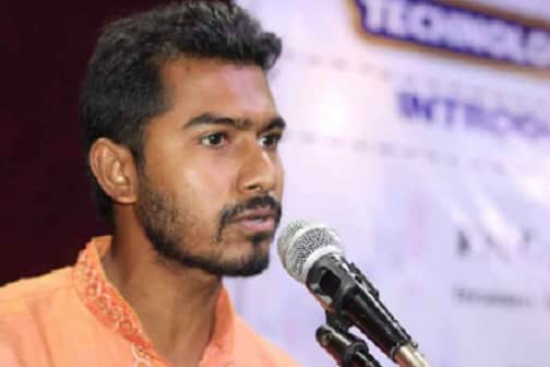 নতুন রাজনৈতিক দল গঠনের ঘোষণা দিলেন ভিপি নুর