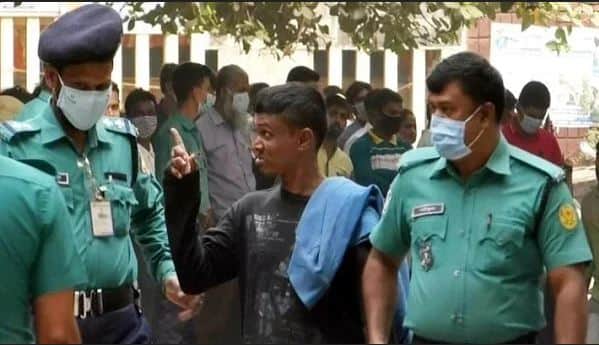 নির্দোষ দাবি মজনুর, আদালতে চিৎকার-চেঁচামেচি