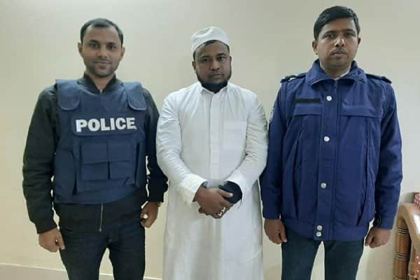 বড়লেখার ডাকাতি মামলায় পত্রিকার সম্পাদক কারাগারে