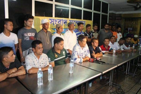 আজহারীকে ‘জামায়াতের প্রোডাক্ট’ বলায় মালয়েশিয়ায় ধর্ম প্রতিমন্ত্রীর অপসারণ দাবি