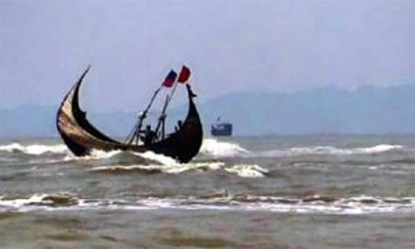 ১৫ জেলেকে মেরে সাগরে ফেলে দিলো দস্যুরা