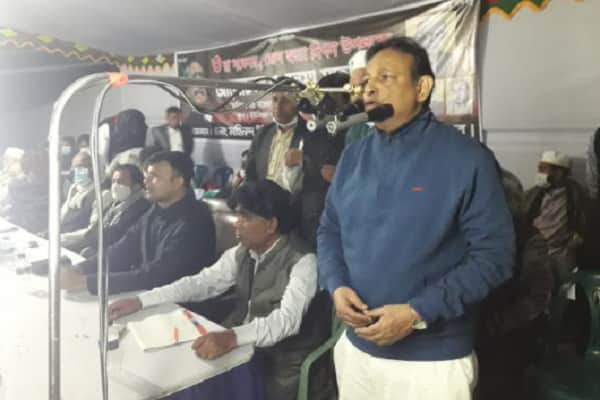 ‘আওয়ামী লীগ রক্ত দেওয়ার দল, আর বিএনপি সুবিধাবাদীর দল’