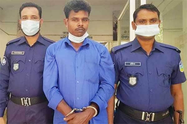 ৬ মাস জেল খাটার ভয়ে আত্মগোপনে ১৬ বছর