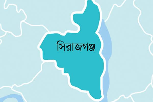 শাহজাদপুরে ট্রাকচাপায় অটোরিকশার চালকসহ ৩ জনের প্রাণহানি