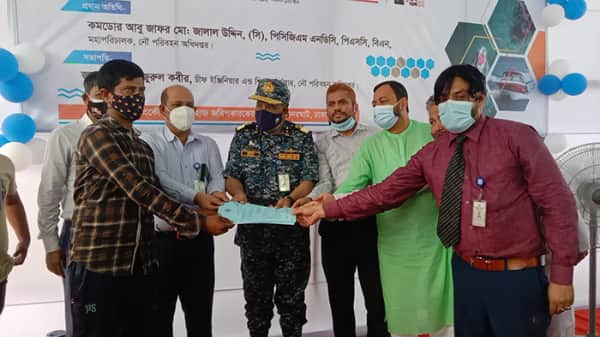 স্পিডবোটের রেজিস্ট্রেশন পেলেন ১৩৬ চালক