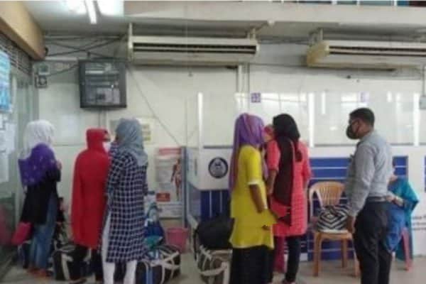 দালালের খপ্পরে পড়ে ভারতে, দুই বছর কারাভোগ শেষে দেশে ৭ তরুণী
