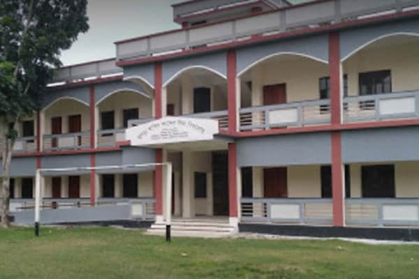 করোনাকালে এক বিদ্যালয়ের ৬০ ছাত্রীর বাল্যবিয়ে