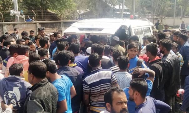 পিরোজপুরে সড়ক দুর্ঘটনায় যুবলীগ নেতা নিহত