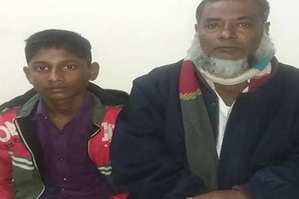 দেশে ফিরলো সমুদ্রে লুঙ্গি ফুলিয়ে ভাসতে ভাসতে ভারতে যাওয়া সেই ইমরান