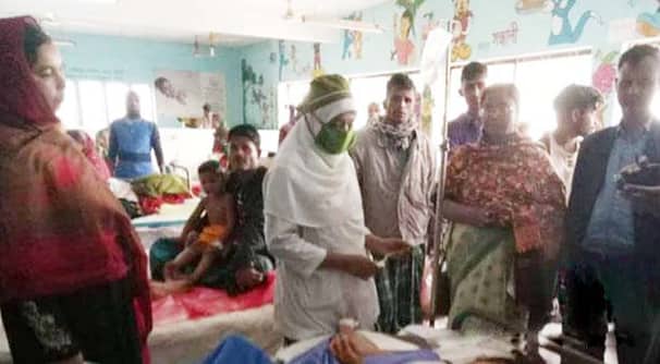 ফরিদপুরে অজ্ঞাত রোগে ১৪ ছাত্রী অসুস্থ, হাসপাতালে ৩