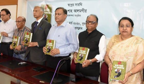 দ্রুত সংবাদ দিতে গিয়ে যেন তথ্যবিভ্রাট না ঘটে: তথ্যমন্ত্রী