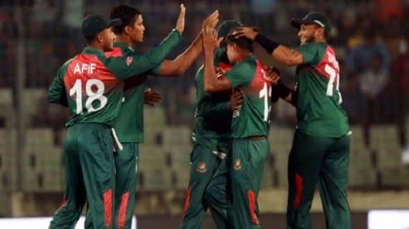 হোয়াইটওয়াশের অপেক্ষায় জিম্বাবুয়ে