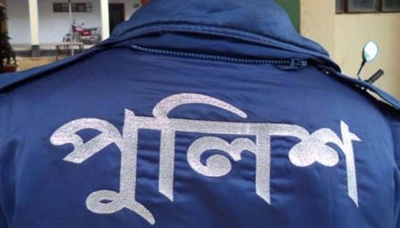 চাকরিচ্যুত পুলিশ দম্পতির অবৈধ টাকার পাহাড়!