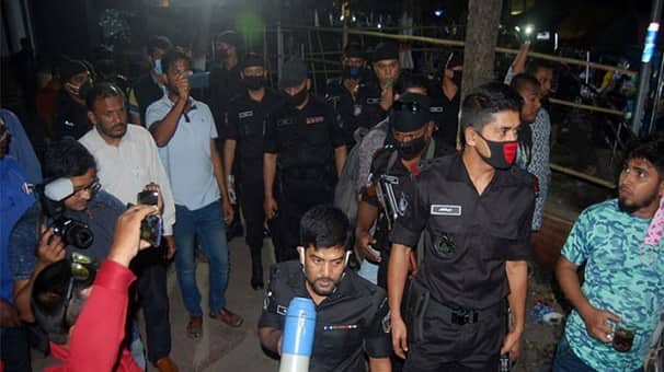 জনসমাগম ঠেকাতে মাঠে নেমেছে র্যাব, অযথা ঘুরলেই ব্যবস্থা
