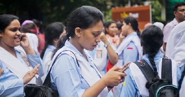 এসএসসির ফল প্রকাশ মুঠোফোনে