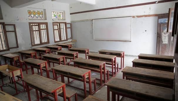 স্কুল খুললেও হাজিরা বাধ্যতামূলক হবে না
