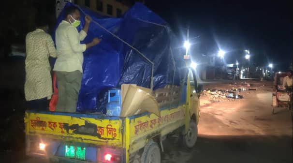সংসার গুটিয়ে গ্রামে ফিরছে শহুরে মানুষ