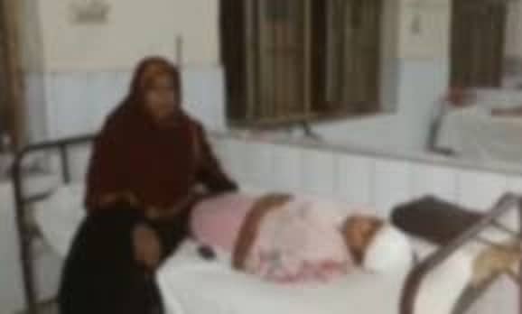 প্রেমের প্রস্তাব প্রত্যাখ্যান করায় কিশোরীকে কুপিয়ে জখম