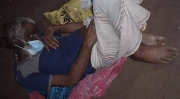উল্লাপাড়ায় করোনা সন্দেহে রাস্তায় ফেলে যাওয়া সেই বৃদ্ধের মৃত্যু!