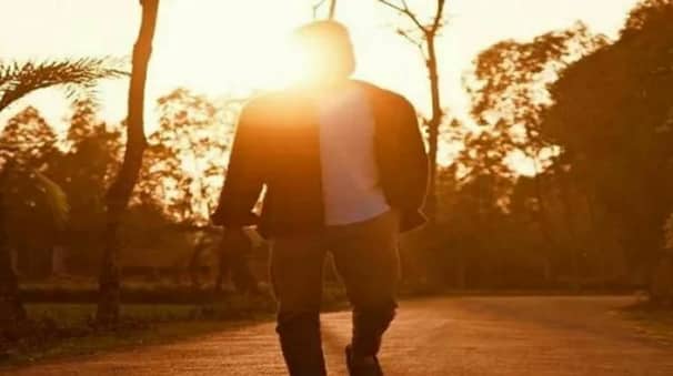দাফনের দুই দিন পর হেঁটে বাড়িতে ফিরল ‘মৃত’ যুবক