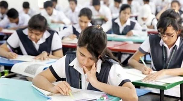 এইচএসসি পরীক্ষা নিয়ে যে সিদ্ধান্ত জানালো মন্ত্রণালয়