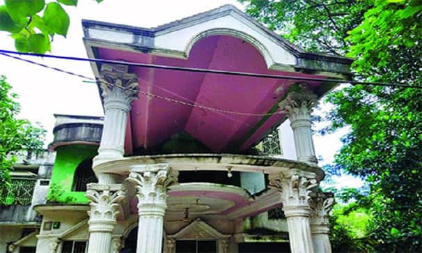 ওসি প্রদীপের ‘জলসা ঘর’ ছিল বিকল্প থানা