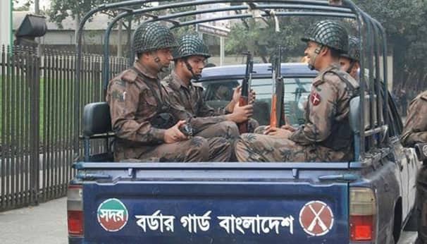 হাটহাজারীসহ চট্টগ্রামের ৪ উপজেলায় বিজিবি মোতায়েন