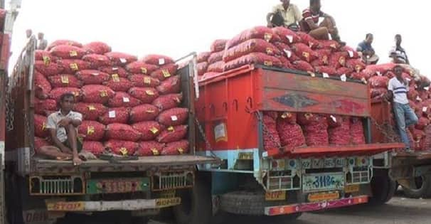 দেশে ঢুকতে শুরু করেছে ভারতীয় পেঁয়াজ