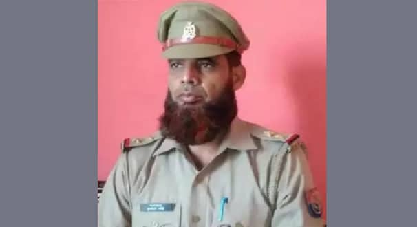 ভারতে দাড়ি রাখায় বরখাস্ত মুসলিম পুলিশ কর্মকর্তা