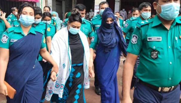 ২০ বছরের কারাদণ্ড, রায়ের সময় যা করলেন পাপিয়া