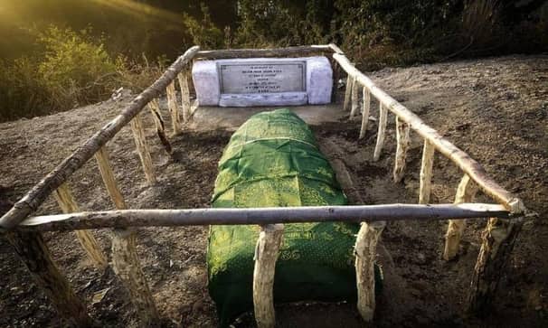 কাশ্মীরে মৃত পাকিস্তানি সেনার প্রতি সম্মান দেখালো ভারত