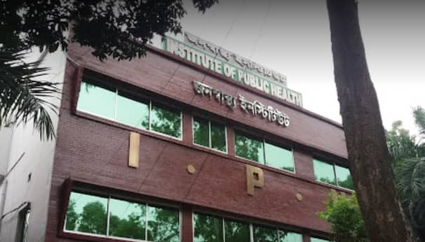 নারীদের হিজাব, পুরুষদের টাকনুর ওপর পোশাক পরতে বললেন জনস্বাস্থ্যের পরিচালক