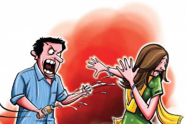 কুপ্রস্তাবে রাজি না হওয়ায় গৃহবধূকে পেটালো দুই বখাটে