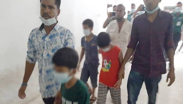 কারাগারে ৪ শিশু, ক্ষমা চাইলেন সেই ম্যাজিস্ট্রেট