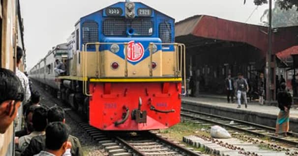 যশোরে ট্রেনের ধাক্কায় নিহত ৪