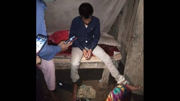 শ্বশুর বাড়ি থেকে শিকলে বাঁধা জামাই উদ্ধার