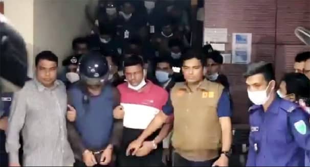 আকবরকে পিবিআই’র কাছে হস্তান্তর