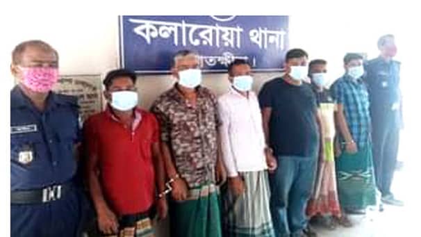 কলারোয়ায় ওয়ারেন্টভুক্ত ৫ আসামী আটক