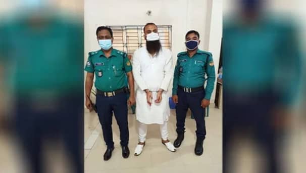 ‘ফিল্মি স্টাইলে’ তুলে নিয়ে পাঁচ লাখ টাকার চাঁদা দাবি