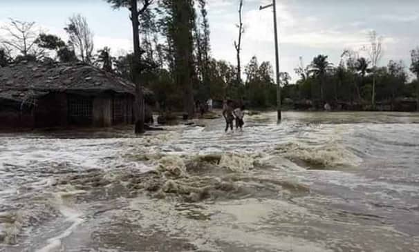 ঘূর্ণিঝড় ইয়াসের প্রভাবে কক্সবাজার উপকূলীয় নিম্নাঞ্চল প্লাবিত