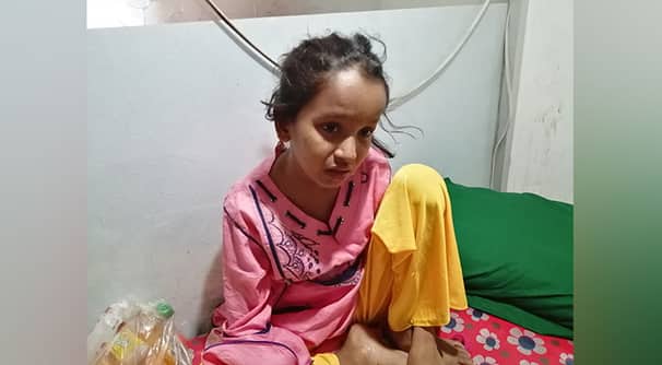 কেউ রইল না ছোট্ট মীমের