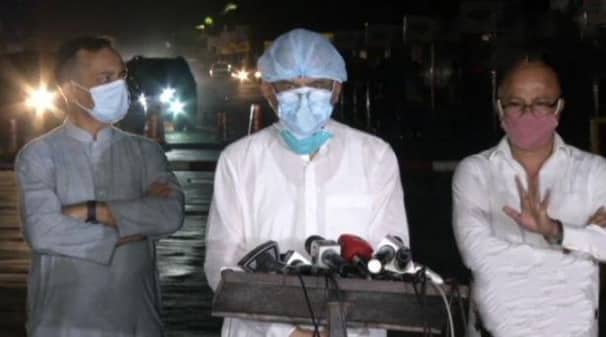 খালেদা জিয়ার বিদেশযাত্রা আটকে যাওয়ায় যা বললেন ফখরুল